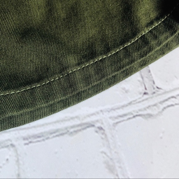 Joe’s Jeans Khaki Military flat front mid rise short size 25 5” inseam - Picture 5 of 7